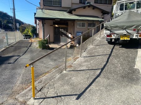 葉山町　吉乃寿し　屋外手摺工事