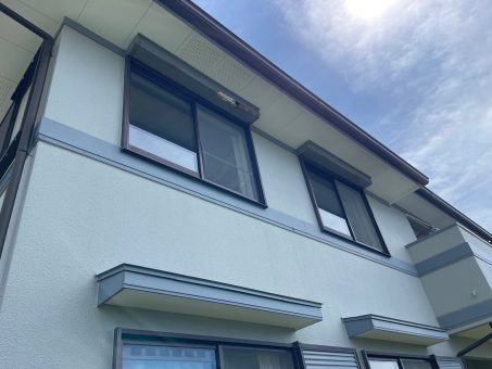 葉山　シャッター工事前